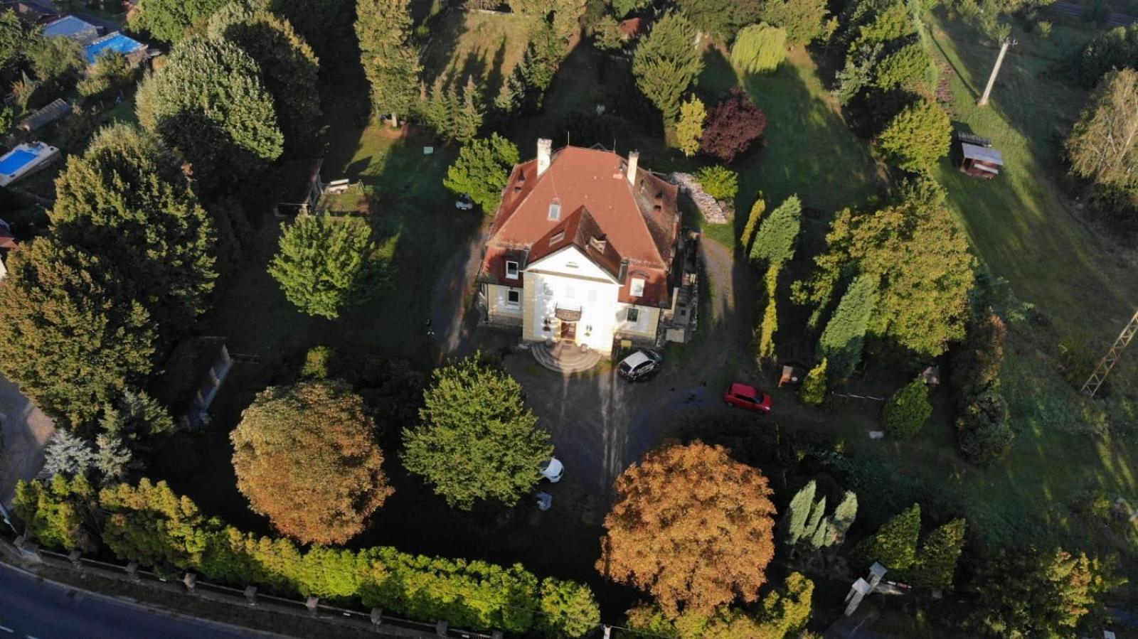 Ubytování v soukromí rodinné vily v Děčíně Esterno foto